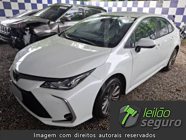 LOTE 009 TOYOTA COROLLA 